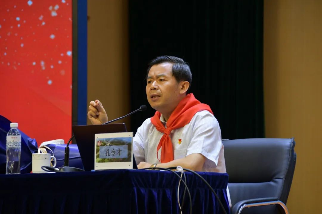 孔令才将军长期致力于"两弹一星"精神和科学家精神的研究,为传承,弘扬