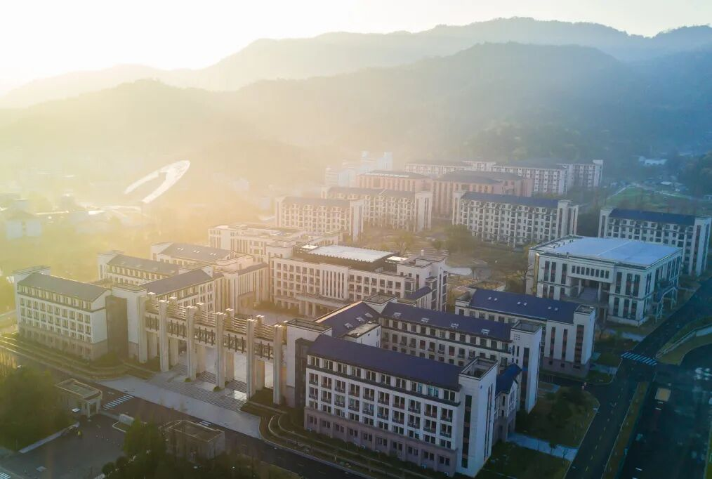 配图3