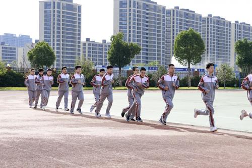 求是学子的锻炼时间 配图2